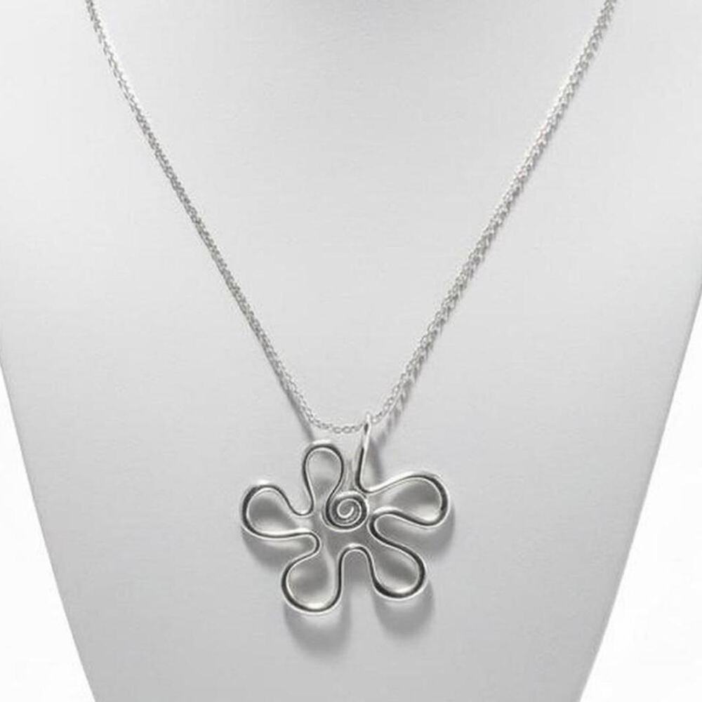 Silver flower necklace with a
